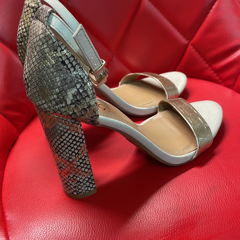 Rogue heels size 8.5